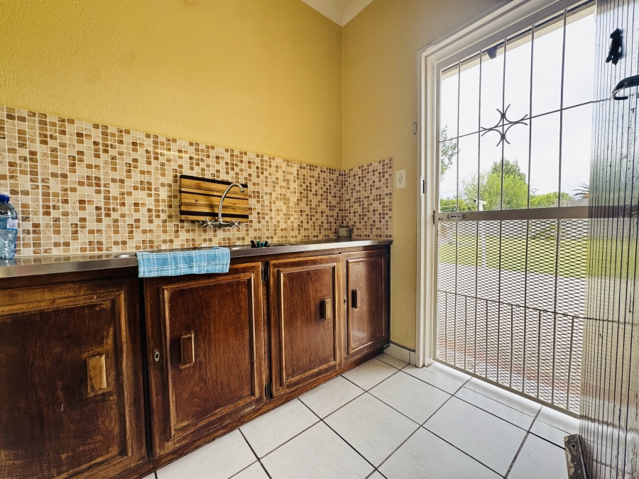 4 Bedroom Property for Sale in La Hoff North West